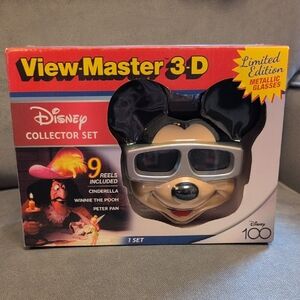 Disney View-Master 3-D Collector Set - Silver, Black & Red Box